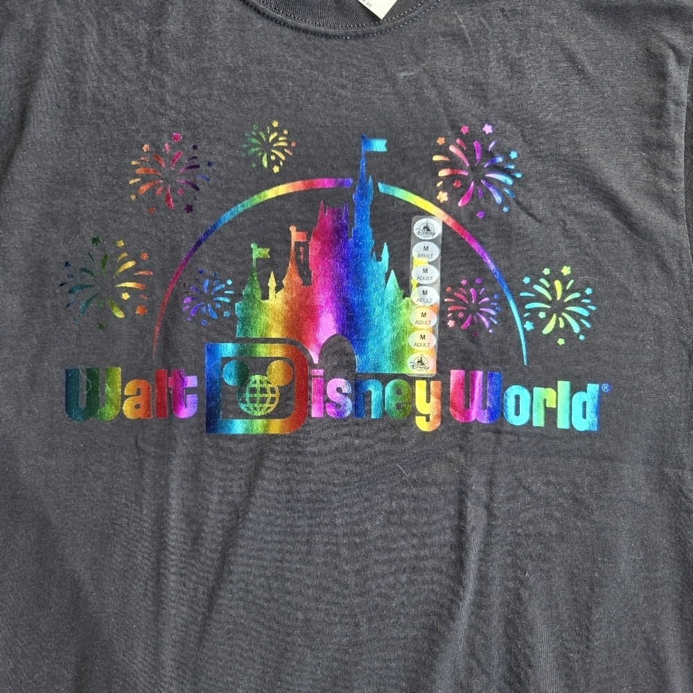 New Disney Black T-Shirt Size M - Picture 2 of 4